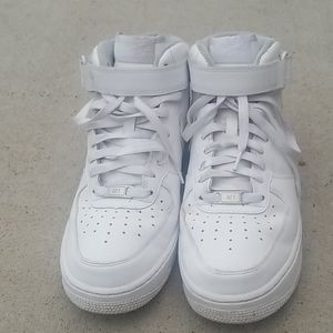 Air force 1 mids